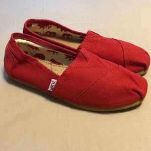 Red Toms